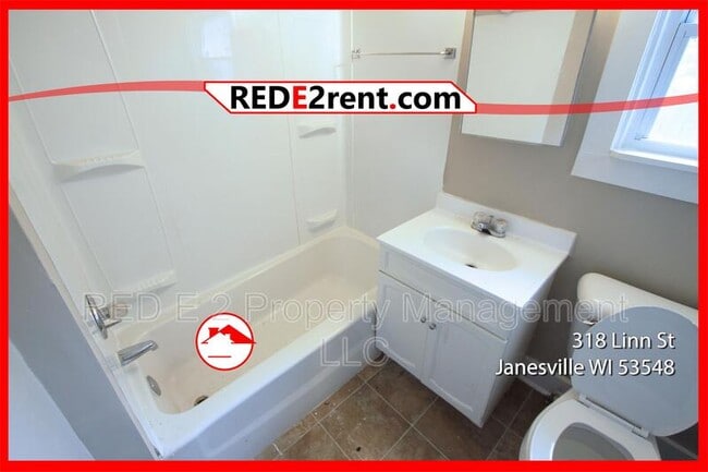 Building Photo - 316-318 Linn St