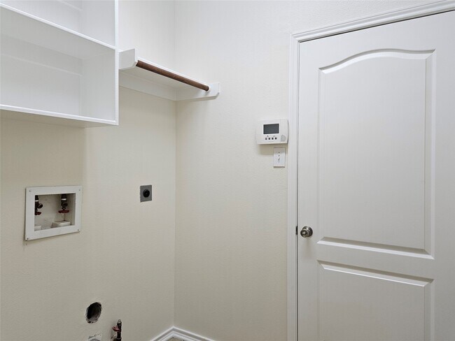 Building Photo - 2610 Slider Ct