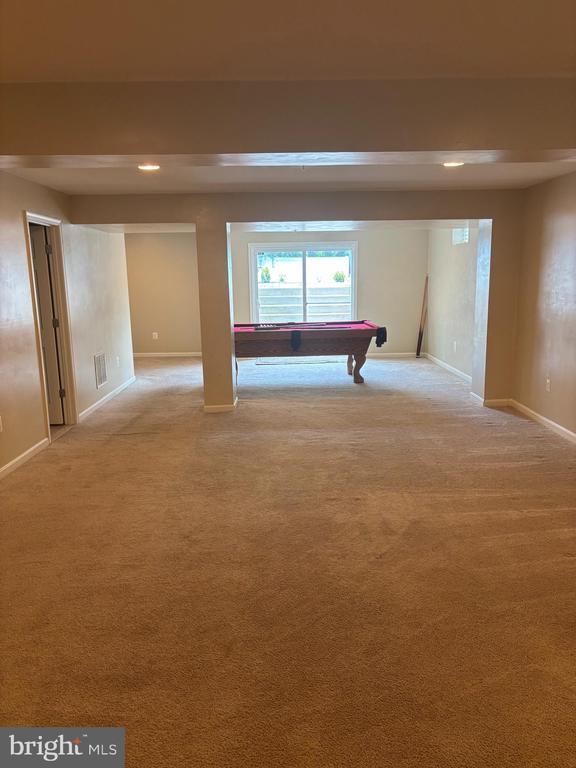 Building Photo - 9820 Leighland Ct