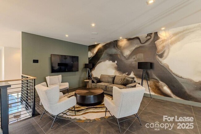 Building Photo - 3110 Doe River Wy