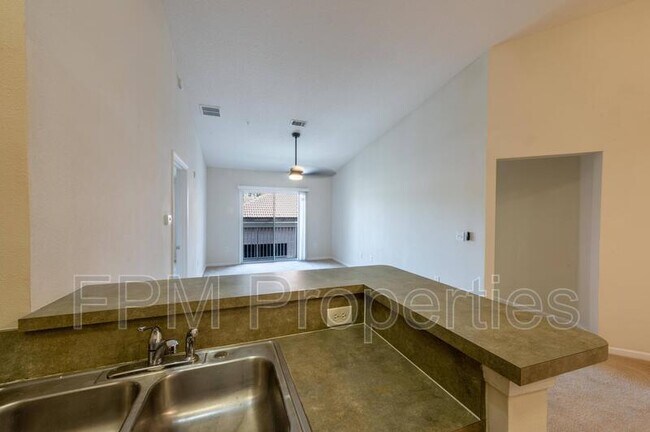 Building Photo - 9505 Armelle Way