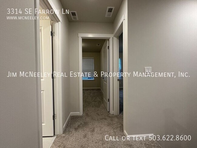 Building Photo - 3314 SE Farrow Ln