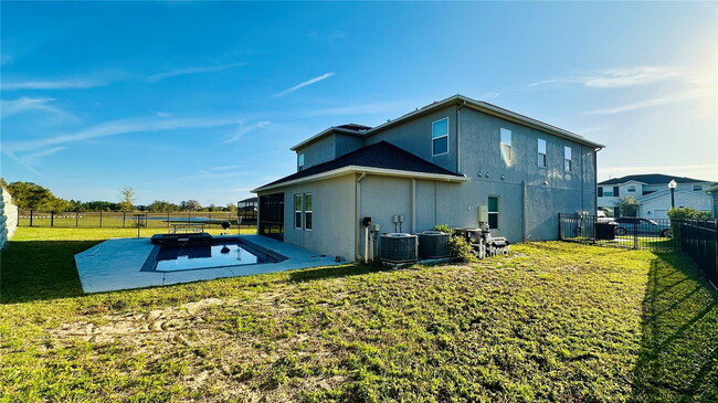 Building Photo - 2525 Camden Park Cir