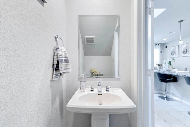 Building Photo - 27985 Seger Bnd Trl