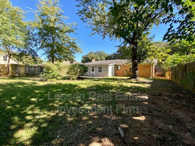Building Photo - 2914 Bolch St