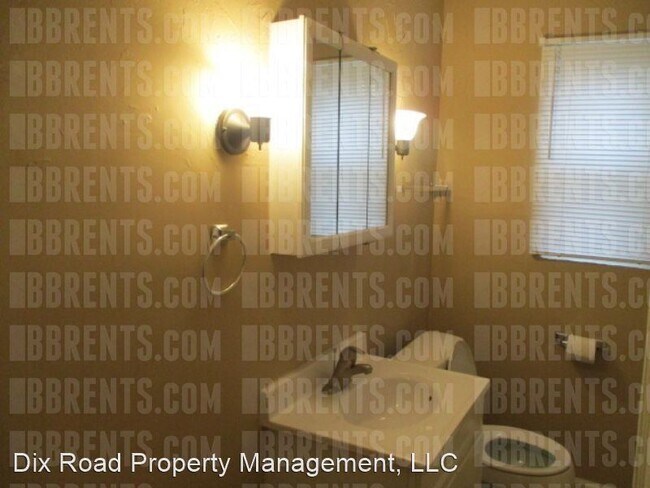 Building Photo - 3 br, 2 bath House - 2501 Shroyer Road,