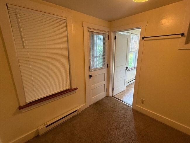 Building Photo - Old Boalsburg Road-840