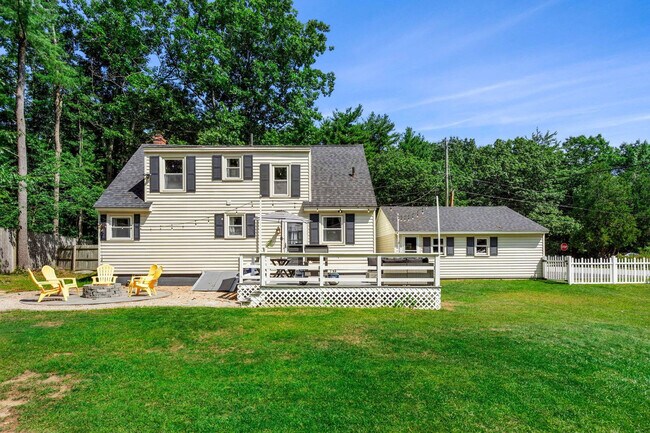 Building Photo - 6 Elwyn Rd