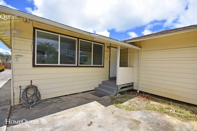 Building Photo - 45-427 Kaneohe Bay Drive