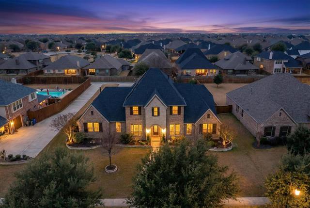 Building Photo - 1107 Devonshire Drive South