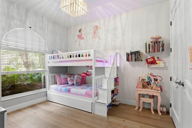 Building Photo - 9339 SW 98th Pl