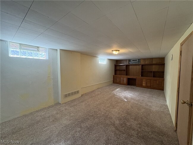 Building Photo - 602 Huntmere Dr