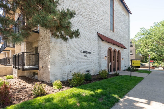 Front entrance - The Gaucho