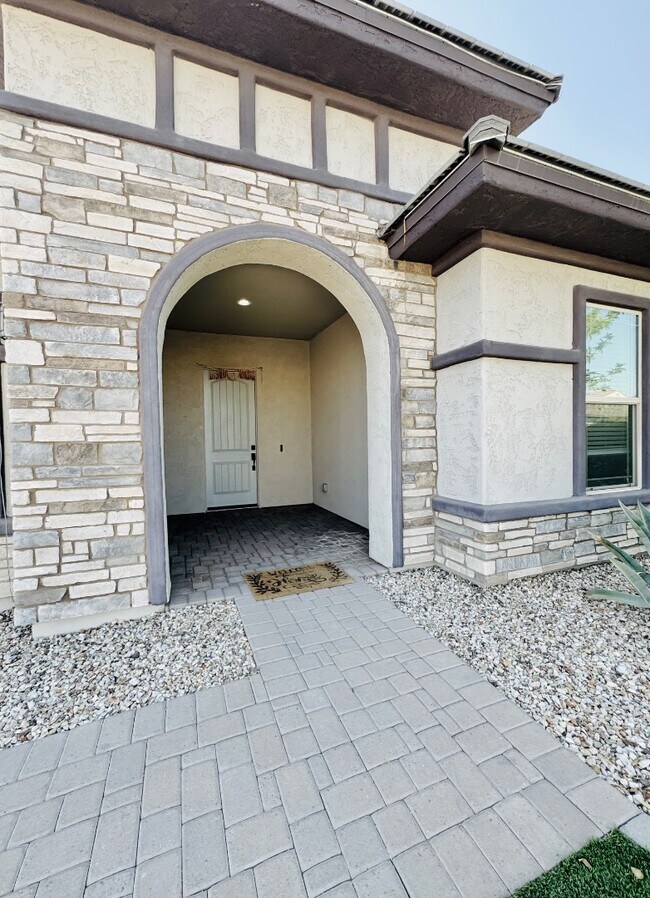 Building Photo - 26738 N 74th Ln
