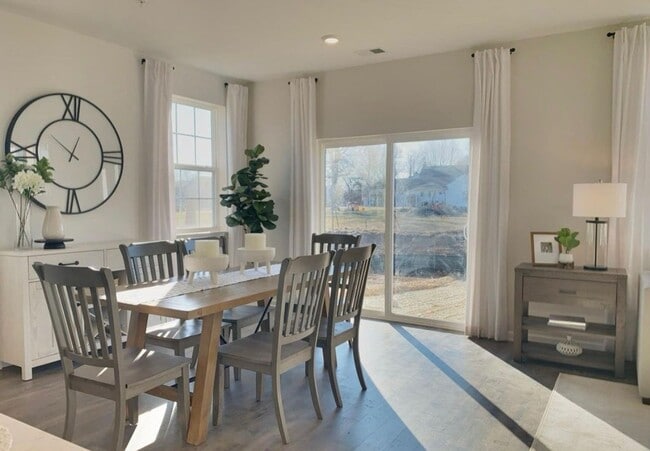Building Photo - Stunning 4-Bed Townhome in Quakertown! Available NOW!