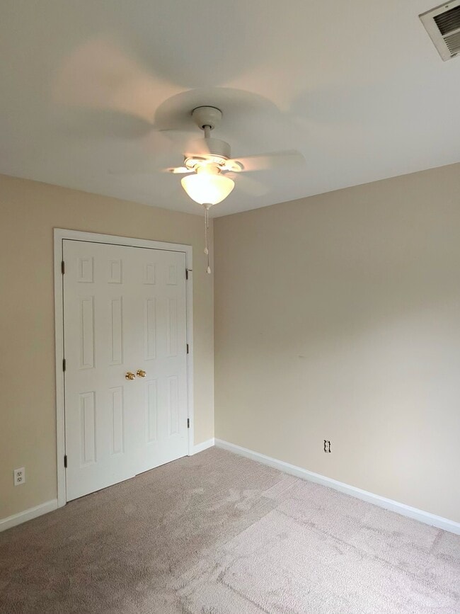 Building Photo - 105 Chardonnay Rd