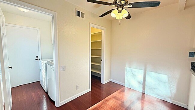 Building Photo - Charming, 2BD/2BA, Single-Story TH in Crow Canyon Country Club in Danville- Available NOW!
