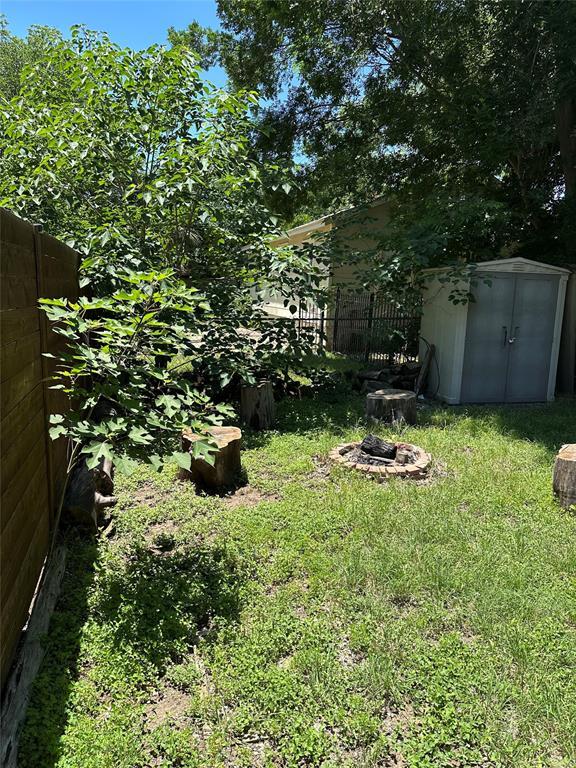 Building Photo - 4503 Clawson Rd