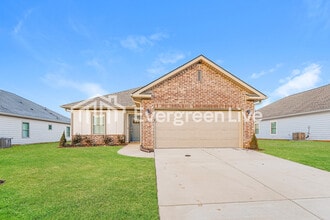 Building Photo - 150 Fenwick Pl