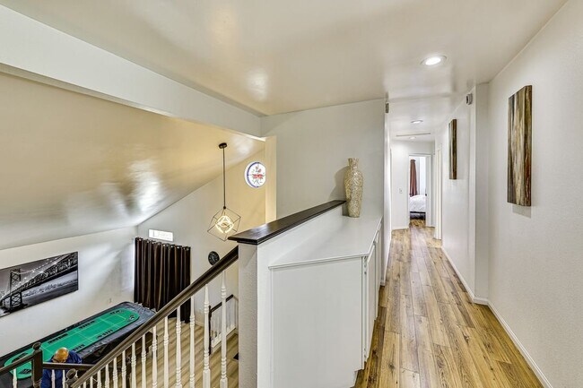 Building Photo - 6920 Palermo Pl