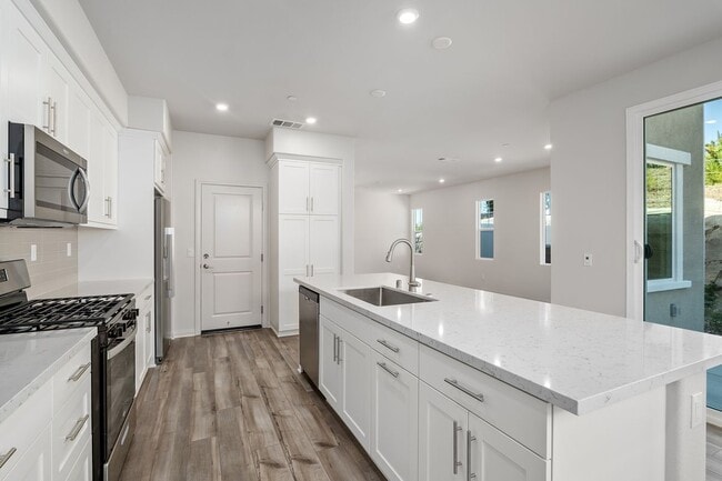 Building Photo - 1523 Wingwood Ln
