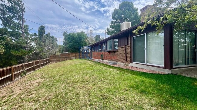 Building Photo - 8275 W 71st Ave