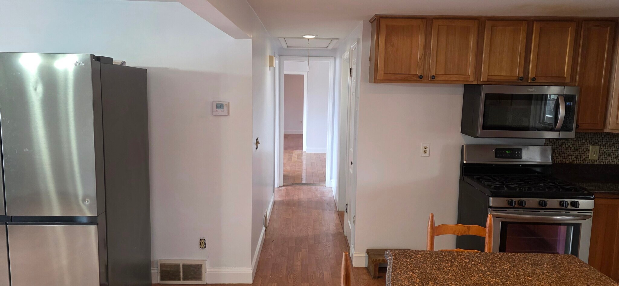 Building Photo - 32 Theresa St