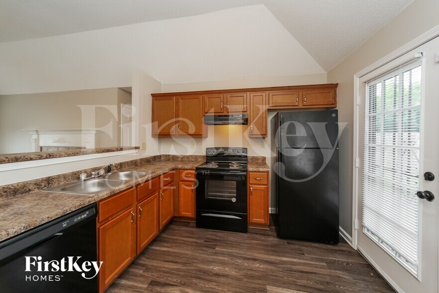 Building Photo - 4194 Rainey Woods Dr