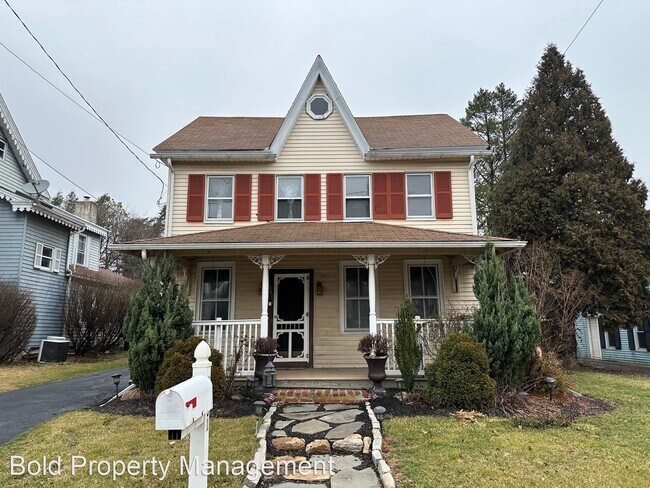 Primary Photo - 4 br, 2 bath House - 4431 Horseshoe Pike