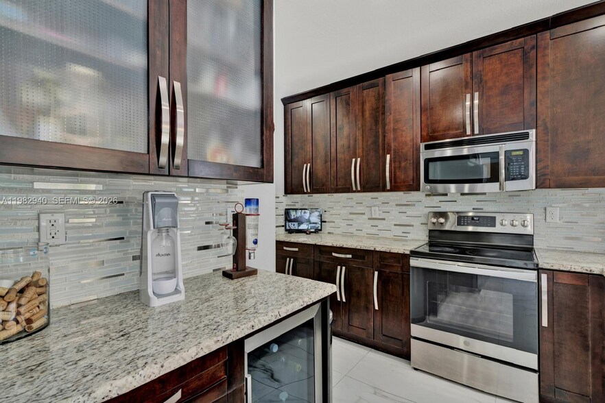 Building Photo - 8521 W 33rd Ave