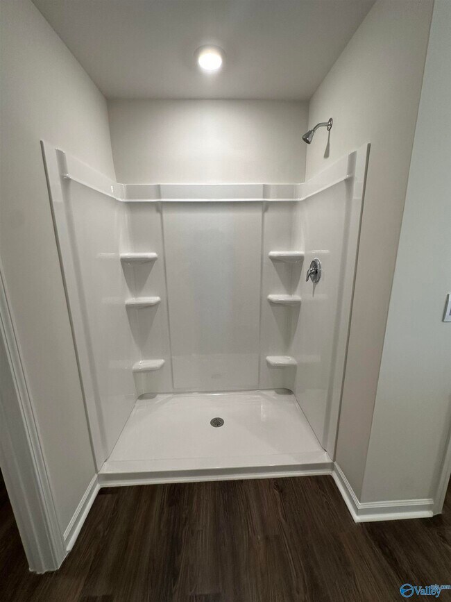 Building Photo - 130 Nettle Leaf Dr