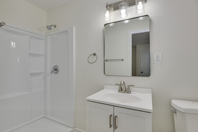 Building Photo - 2618 Providence Ct