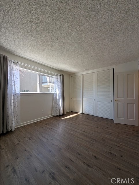 Building Photo - 665 W Altadena Dr