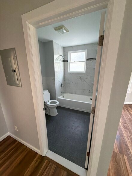 bathroom - 230 N Maple Ave