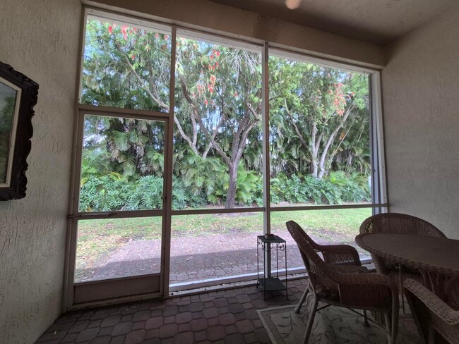 Building Photo - 12654 Via Ravenna