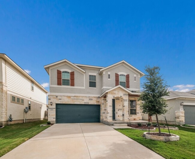 Building Photo - Where Style Meets Function in a Prime Setting