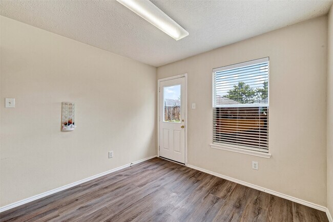 Building Photo - 19119 Yaupon Ranch Dr