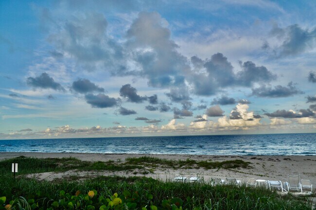 Building Photo - 2660 S Ocean Blvd