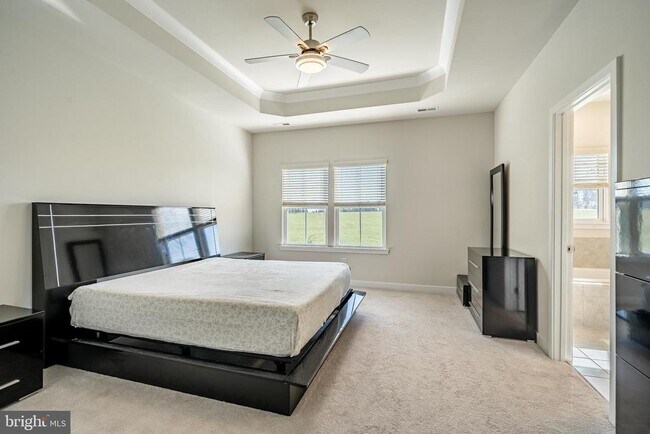 Building Photo - 74 Glory Maple Ln