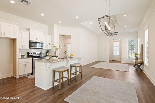 Building Photo - 237 Twin Meadow Ln