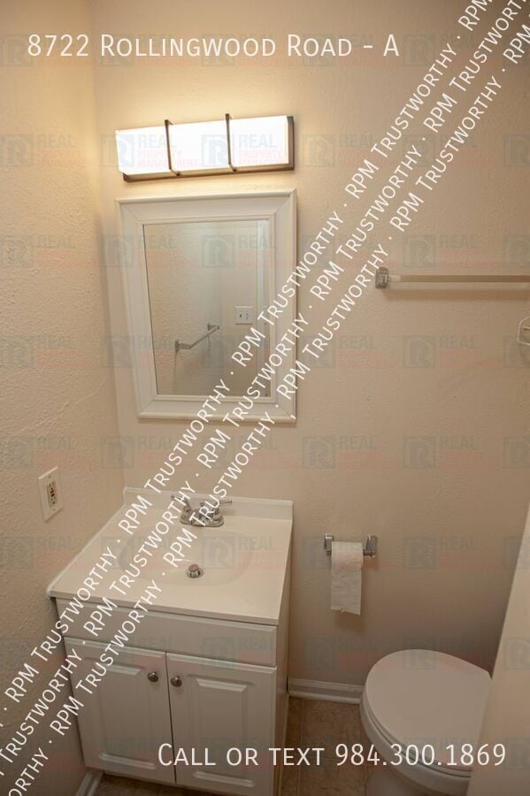 Building Photo - 8722 Rollingwood Rd