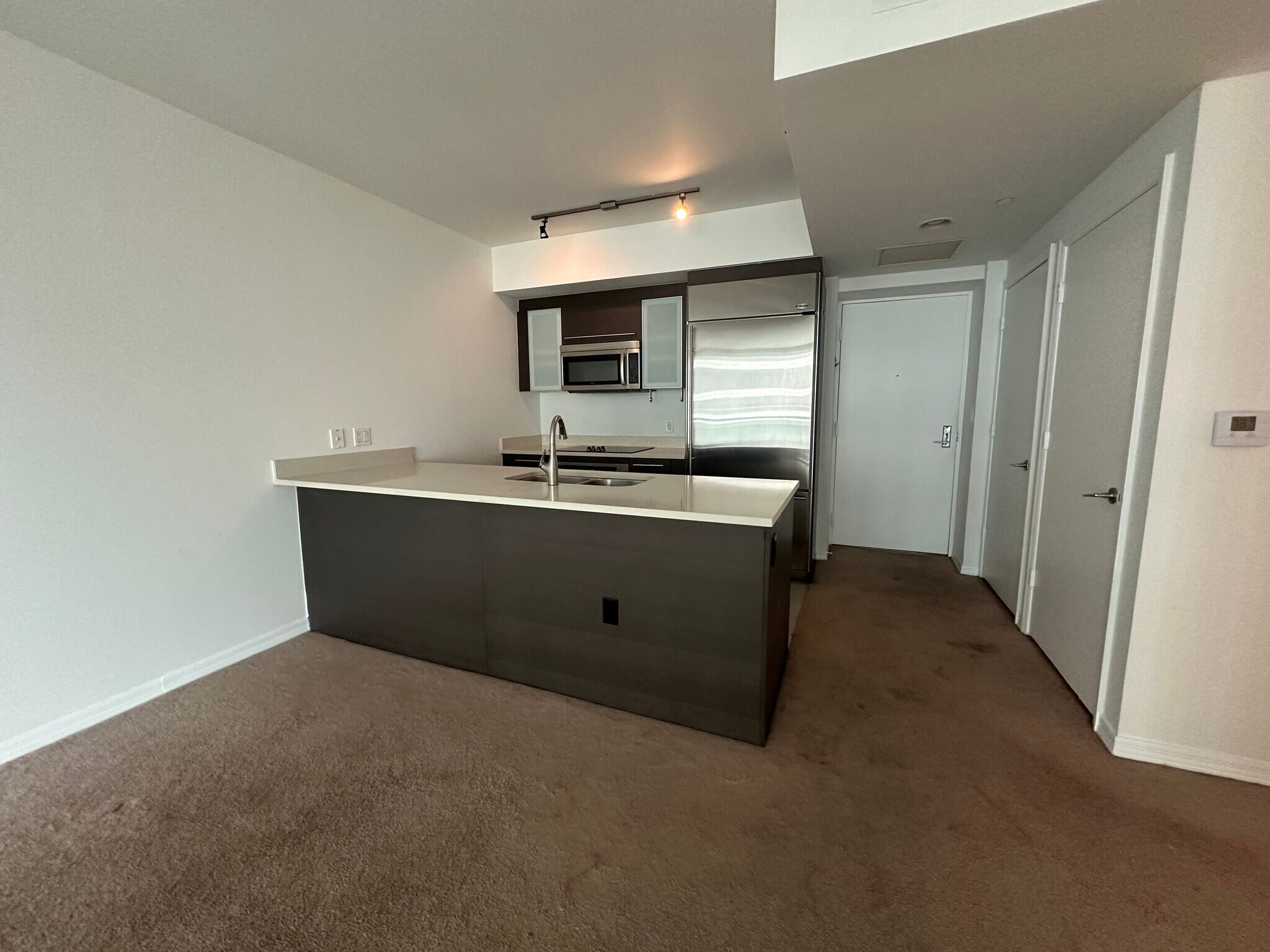 Building Photo - 500 Brickell Ave