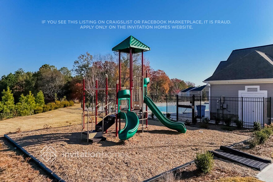 Building Photo - 3471 Tallulah Ln