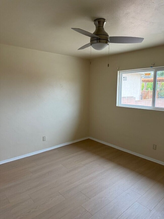 Building Photo - Just remodeled Chula Vista bungalow