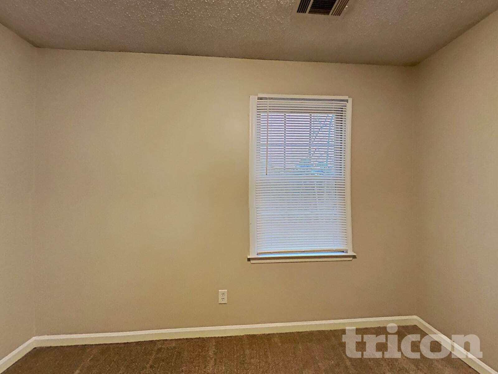 Building Photo - 4659 Sierra Ct