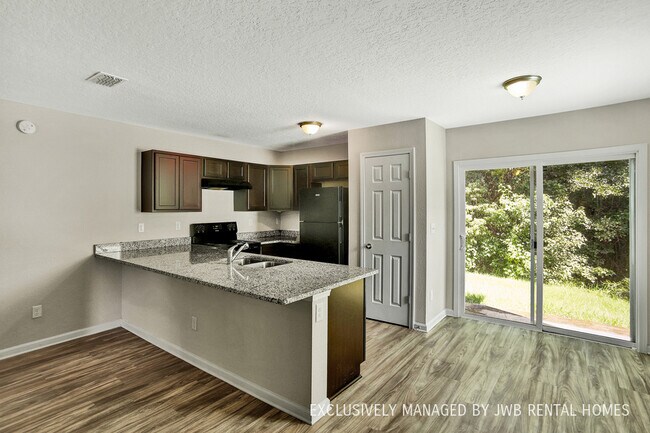 Building Photo - 2803 Hidden Haven Rd