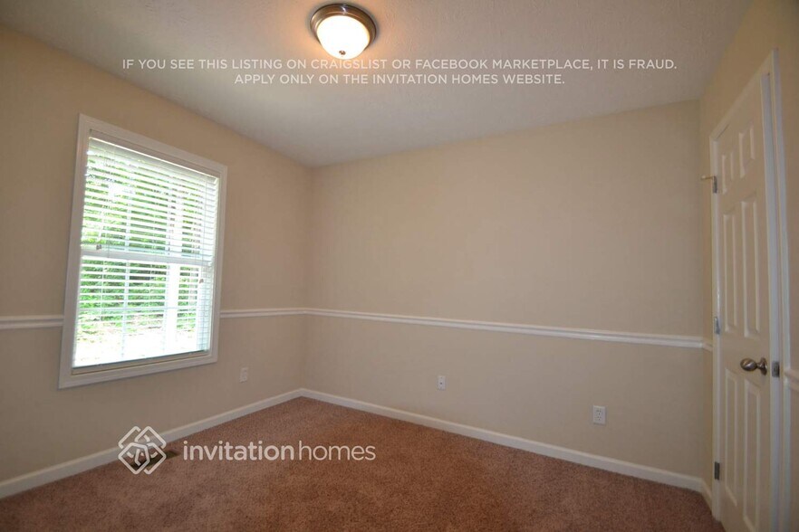 Building Photo - 7540 Mountain Breeze