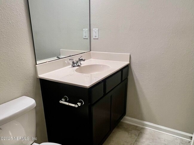 Building Photo - 12300 Cherry Bluff Dr