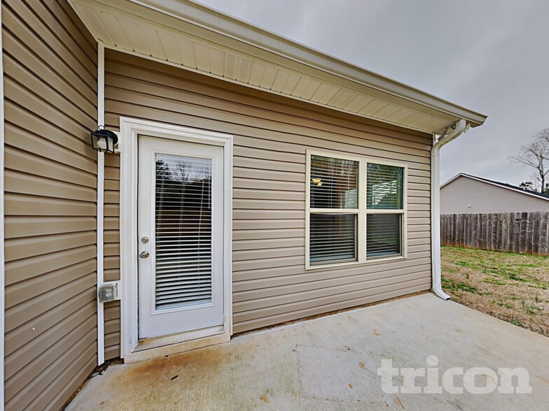 Building Photo - 268 Cranbrooke Dr