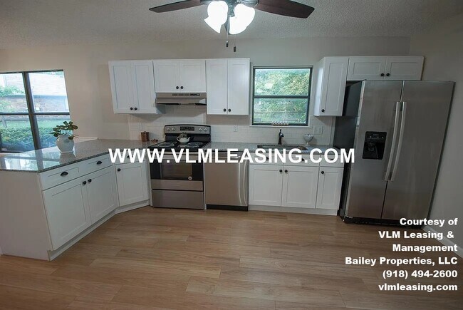 Building Photo - 3317 S 143rd E Ave